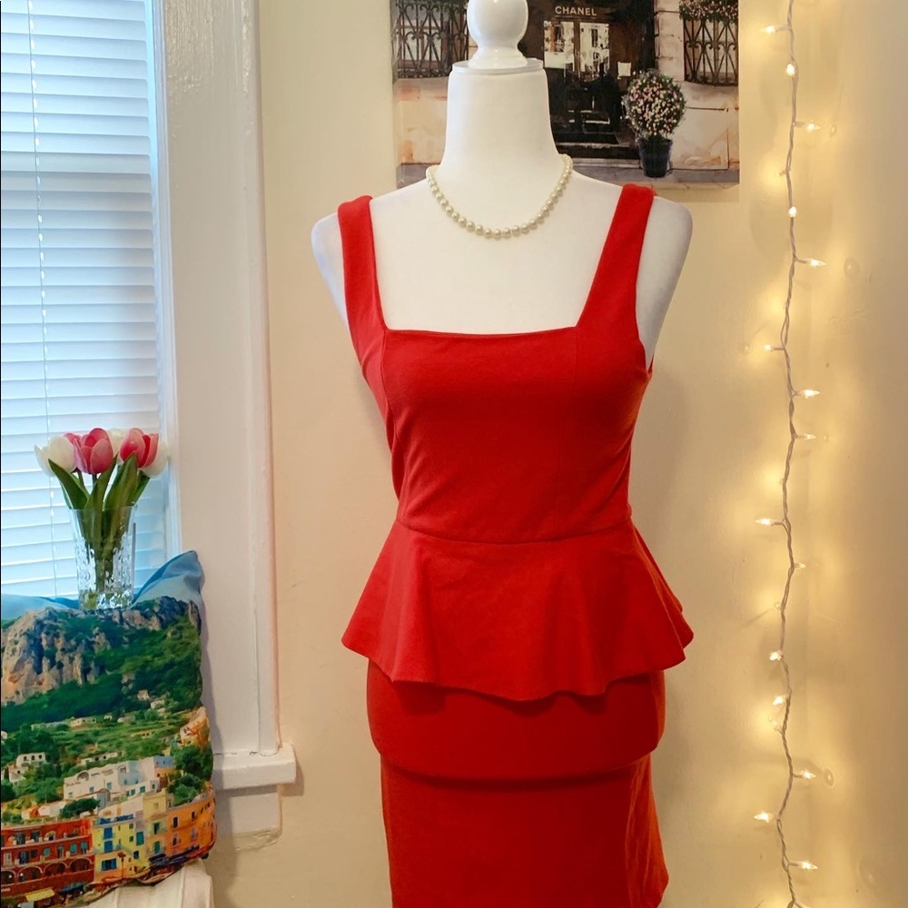 Alice & Olivia cherry red dress Size 2